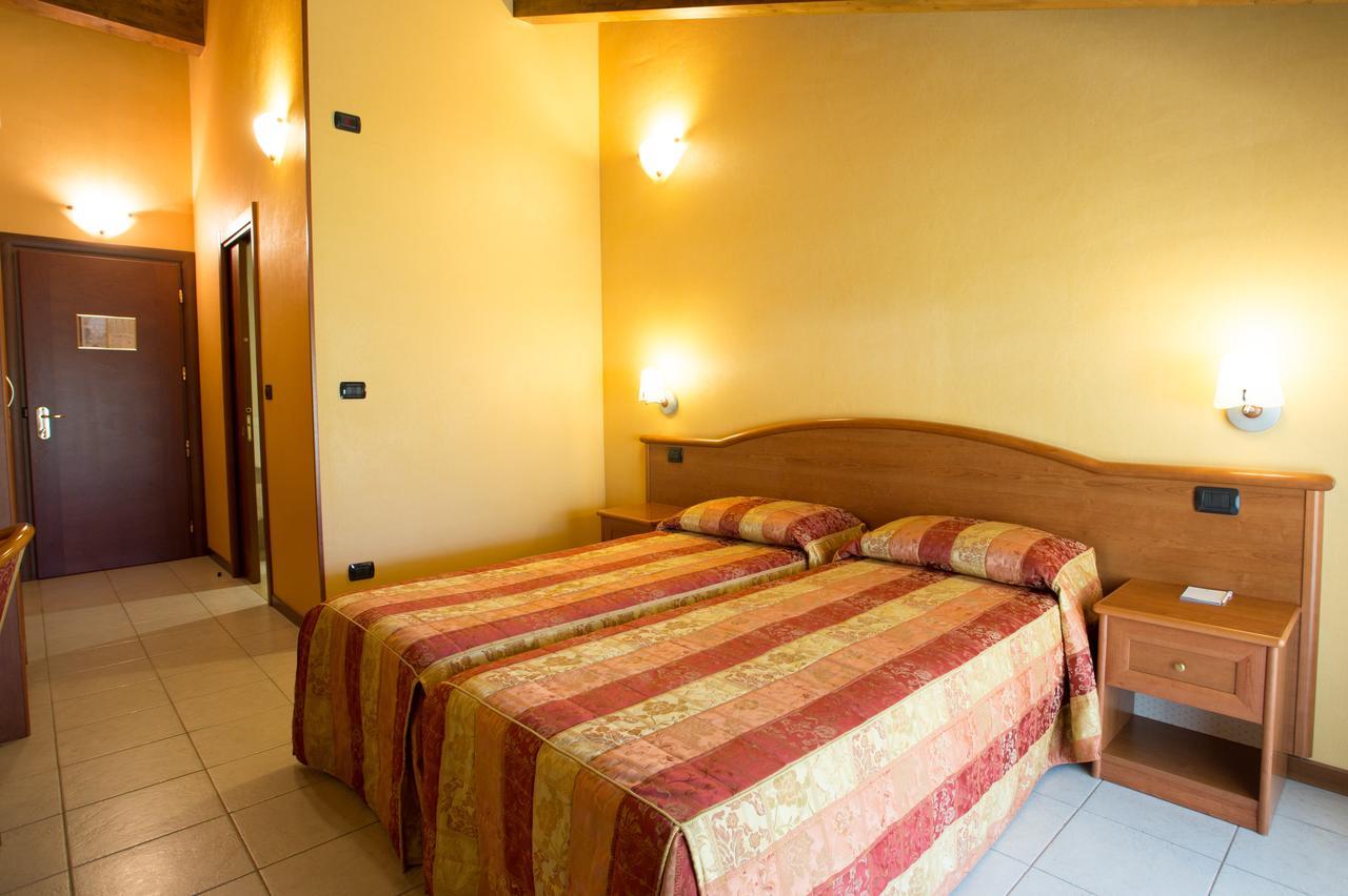Vald Hotel Val della Torre Exterior foto